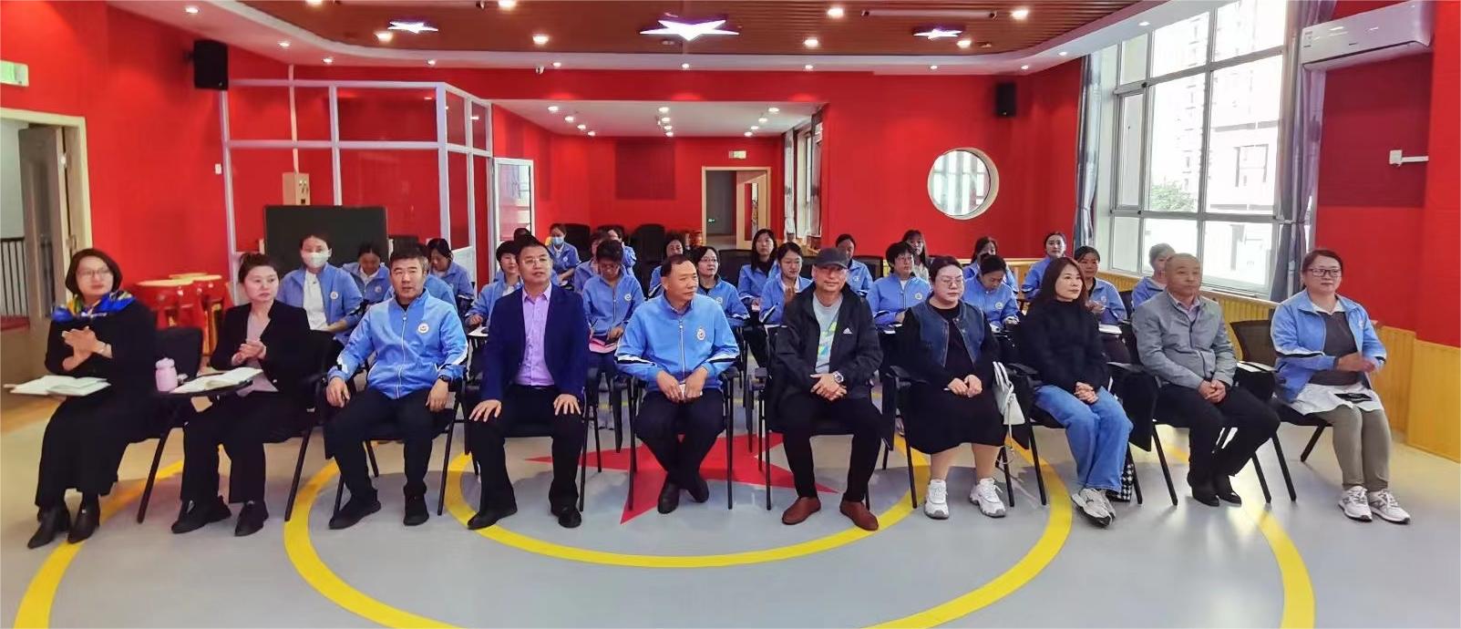 安次二幼教師團隊建設(shè)補圖3.jpg